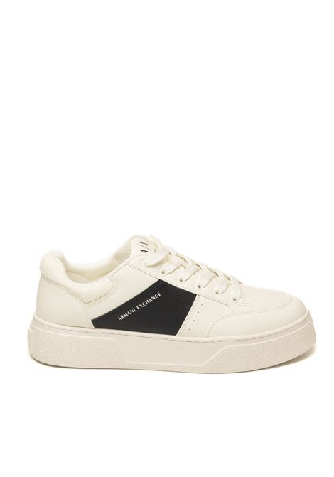 White/black leather sneaker ARMANI EXCHANGE | XM002627AF22831-M0017
